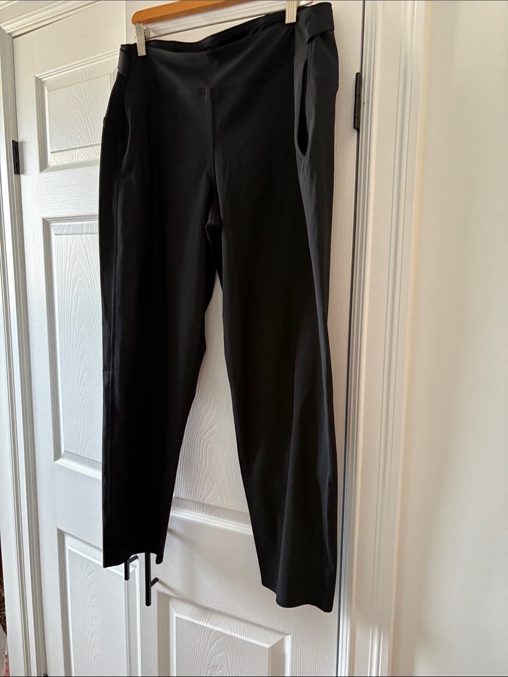 lululemon athletica Women's Black Tailored Stretch Pants